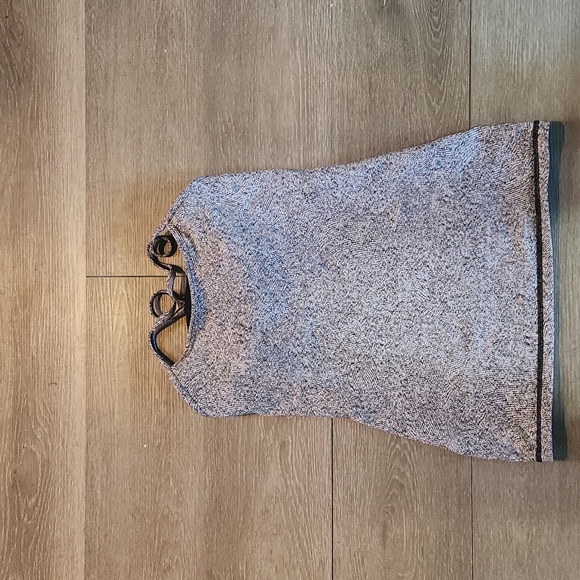 Lululemon Power t tank size 6 - Picture 1 of 4